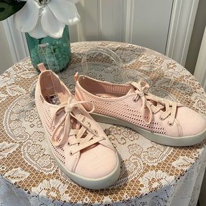 BOBS from Skechers Memory Foam lace up shoes Pink Size 8.5
